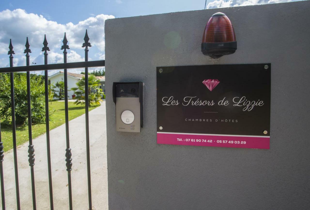 Les Tresors De Lizzie Hotel Coutras Exterior photo